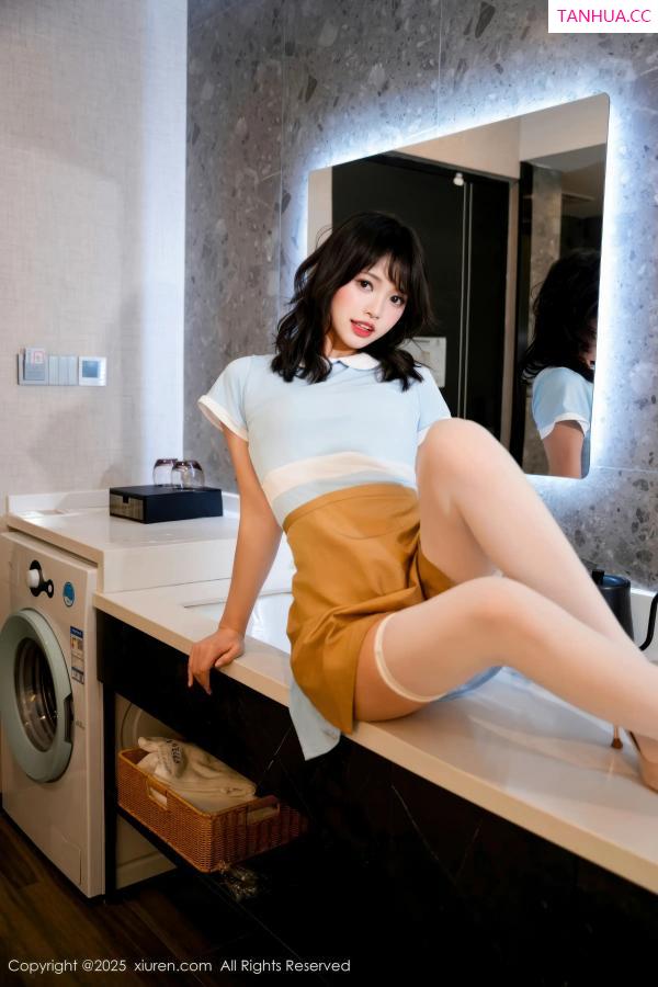   [XiuRen]高清写真图 2025.11.18 No.11000 小舒淇 白色丝袜第10张图片